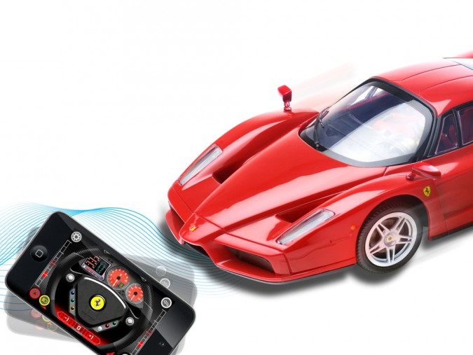 silverlit-bluetooth-ferrari-fuer-ipad-ipod-touch-und-iphone