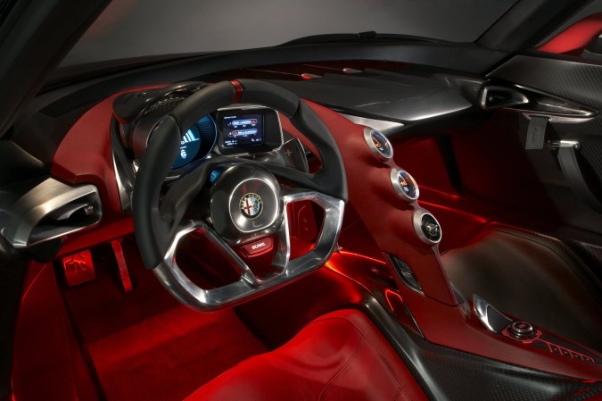 2013-Alfa-Romeo-4C-Interior-Look